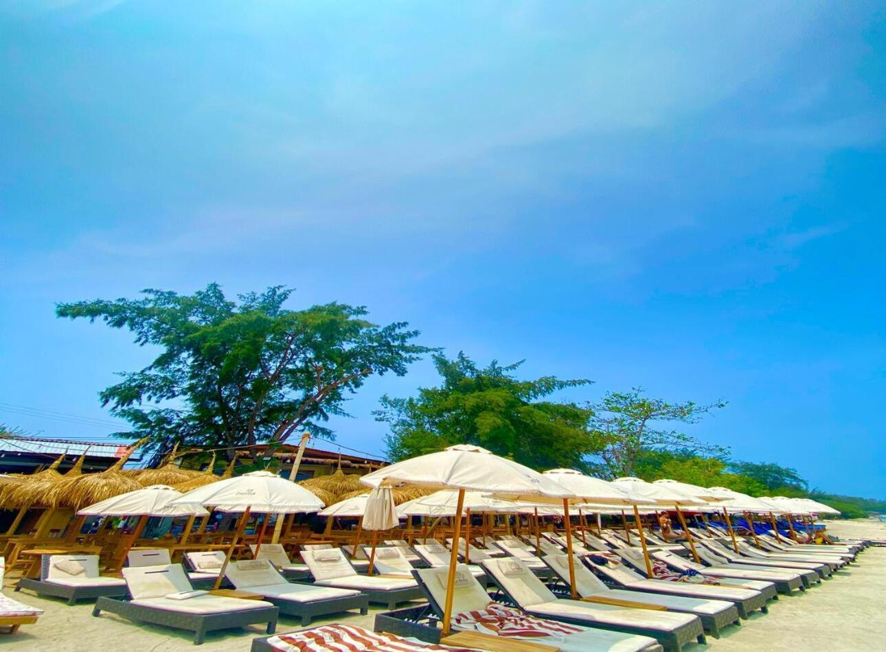 Blu D'Amare Hotel Gili Trawangan Luaran gambar